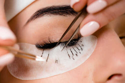 Eyelashes Academy in Delhi