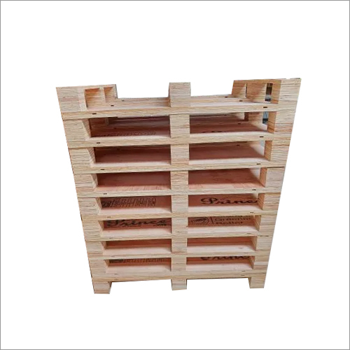 Light Brown Wooden Plywood Pallet