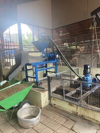 Cow Dung Dewatering Machine