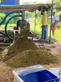 Cow Dung Dewatering Machine - Stainless Steel | Efficient Liquid Separation, Ideal For Livestock Manure, Moisture Reduction For Enhanced Storage