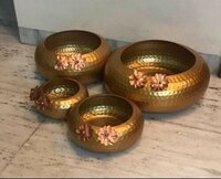 Golden Metal Urli Shape Gold Mirgaan Finish Flower Copper Plated Set Of 4 Pieces