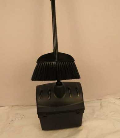 Loby dust pan broom