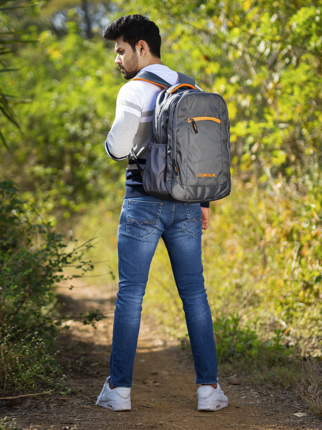35 Ltrs Large School Bag / Travel Bagpack