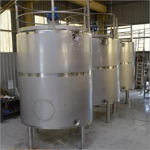 Industrial Storage Tank Capacity: 1000 Liter/Day