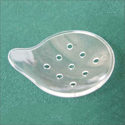 Plastic Transparent Eye Shield By MICROTRACK SURGICALS