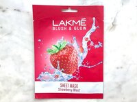 Lakme Blush and Glow Strawberry Sheet Mask 25 ml