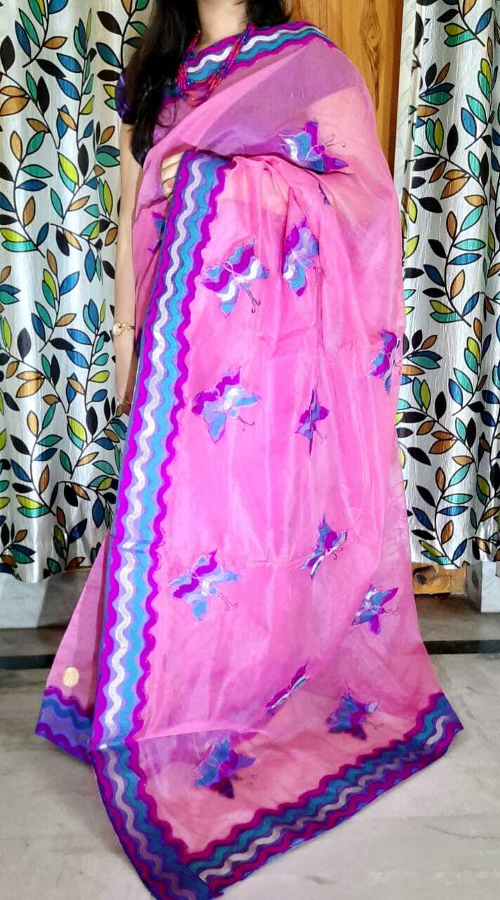 Applique work on Chanderi border on pink kota saree