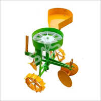 Potato Planter - General Use: Agriculture