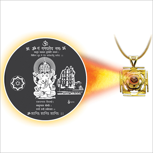 Light 

Weight Ganeshji Siddhivinayak Pendant