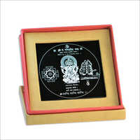 Polishing Ganeshji Siddhivinayak Picture Frame