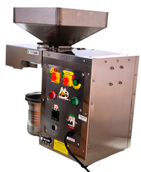 Commercial Use Mini Oil Expeller machine for 3600 Watt