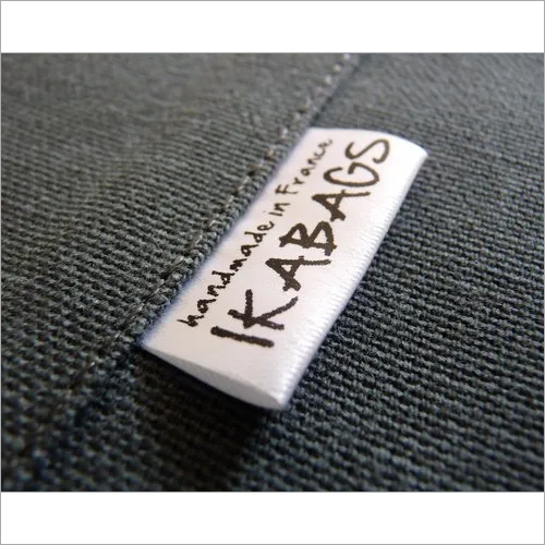 Side Folding Woven Garments Label