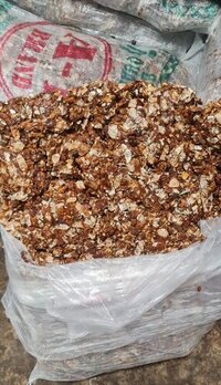 Organic Tamarind Raw - Pasty Form, 30kg Bag | White Color, 8% Moisture, 6% Protein, Fresh Style, 12 Months Shelf Life, Chemical Free