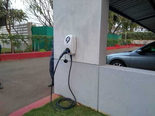 ELECTRIC VEHICLE (EV) EO BASIC UP TO 7.4kW (32 Amp) T2 TYPE-2 AC CHARGER