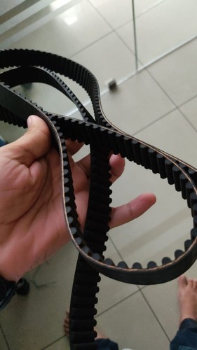 Revolt RV 400 belt