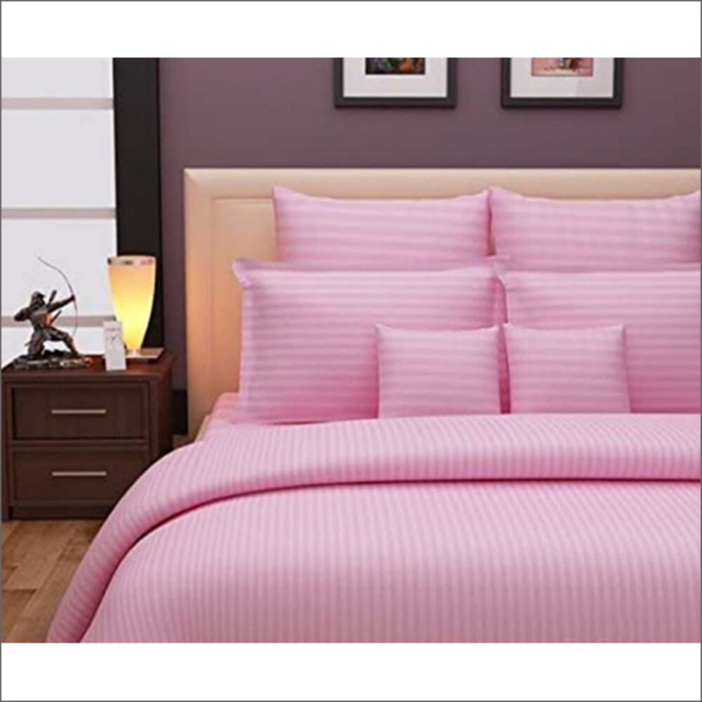 Hotel Comforter Set - Material: 100% Polyester