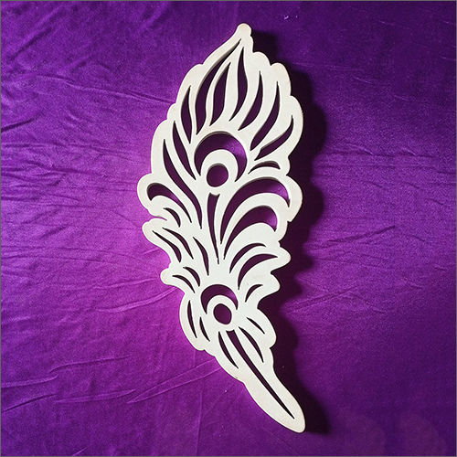 Wall White Peacock Decor Props