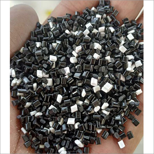 Plastic Black Natural Granules
