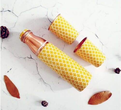 ENAMEL FLOWER PRINT GLASS BOTTLE SET