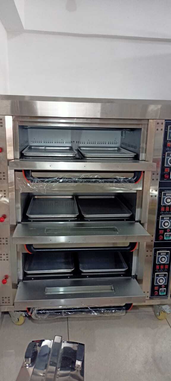 3 Deck 6 Tray Gas Deck Oven