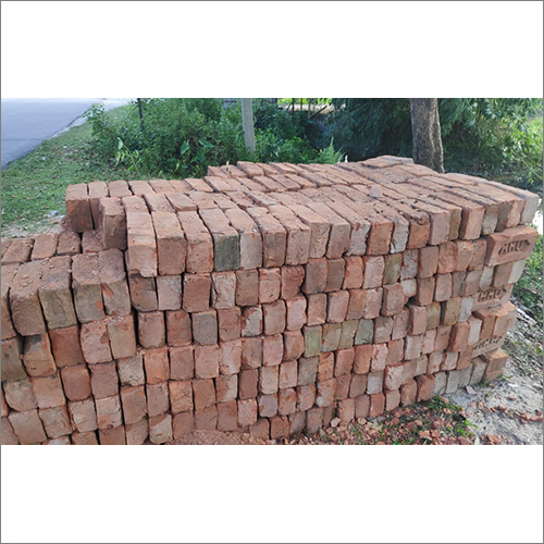 Red Bricks - Natural Slate Material, Various Sizes, Red Color | Acid-Resistant Fly-Ash Common Bricks for Versatile Architectural Applications