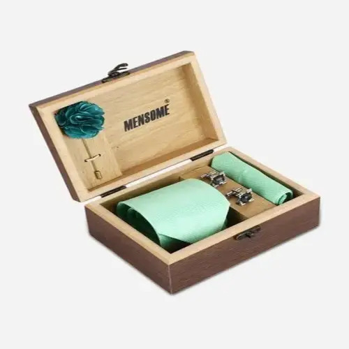 Plain Green Wooden Gift Box