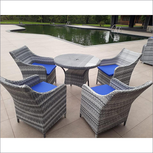 Grey 4 Seater Wicker Garden Chair With Table