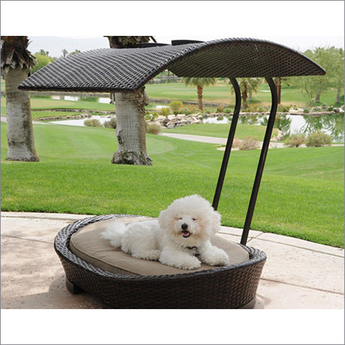 Garden dog bed with canopy hotsell