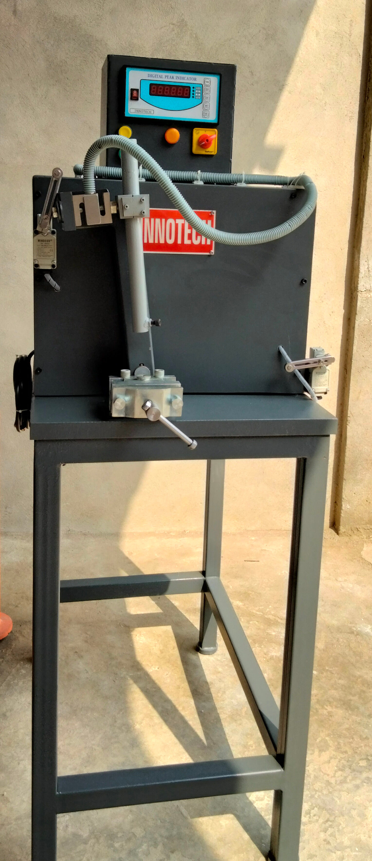 Bend testing machine