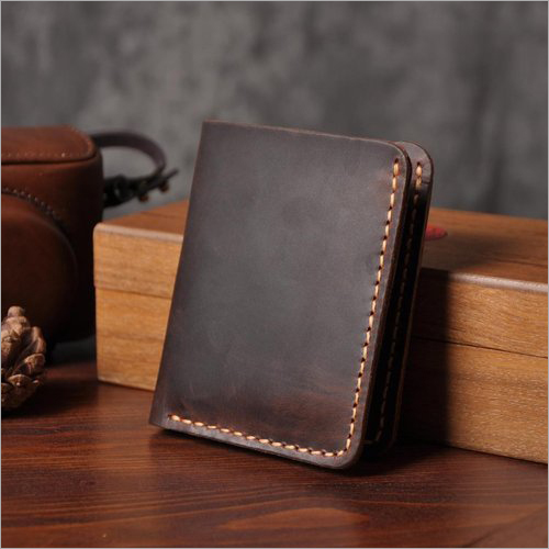 Trendy Black / Red Men's Wallet with Pocket and Zip compartment in Gen –  Brown Bear