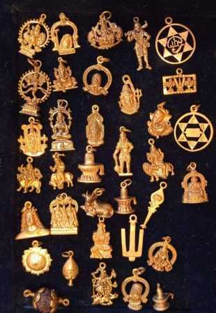 PANCHALOHA LOCKETS PENDANTS