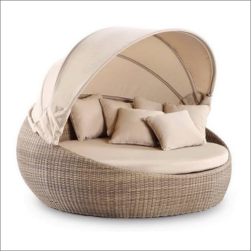 Wicker Day Bed