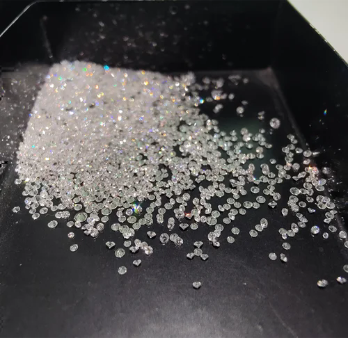 Melee Lab Grown Round CVD Diamond