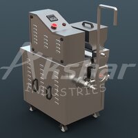 Fruit Feeder - Stainless Steel 304, 415 Volt - Variable Speed Control, Silent Operation, Manual Hopper Loading, Ideal For Mixing Dry Fruits With Ice Cream
