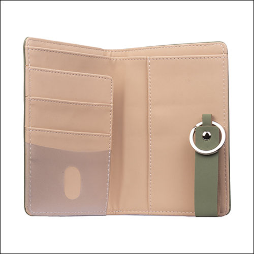 PASSPORT HOLDER AND KEY CHAIN SET P3