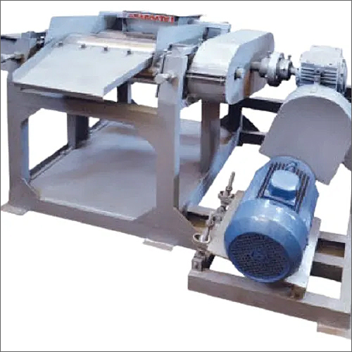 Mild Steel Soap Making Triple Roll Mill Capacity: 70 Kg/Hr
