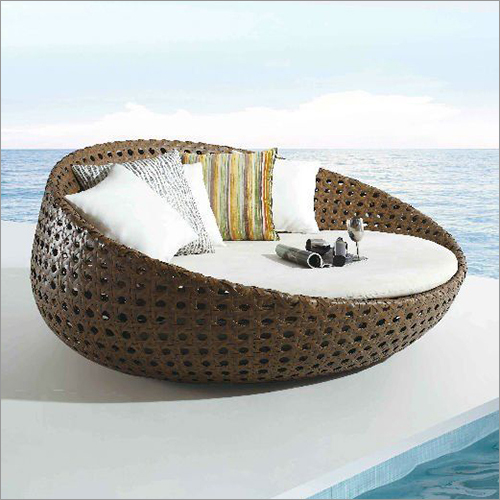 Outdoor Pool Side Daybed