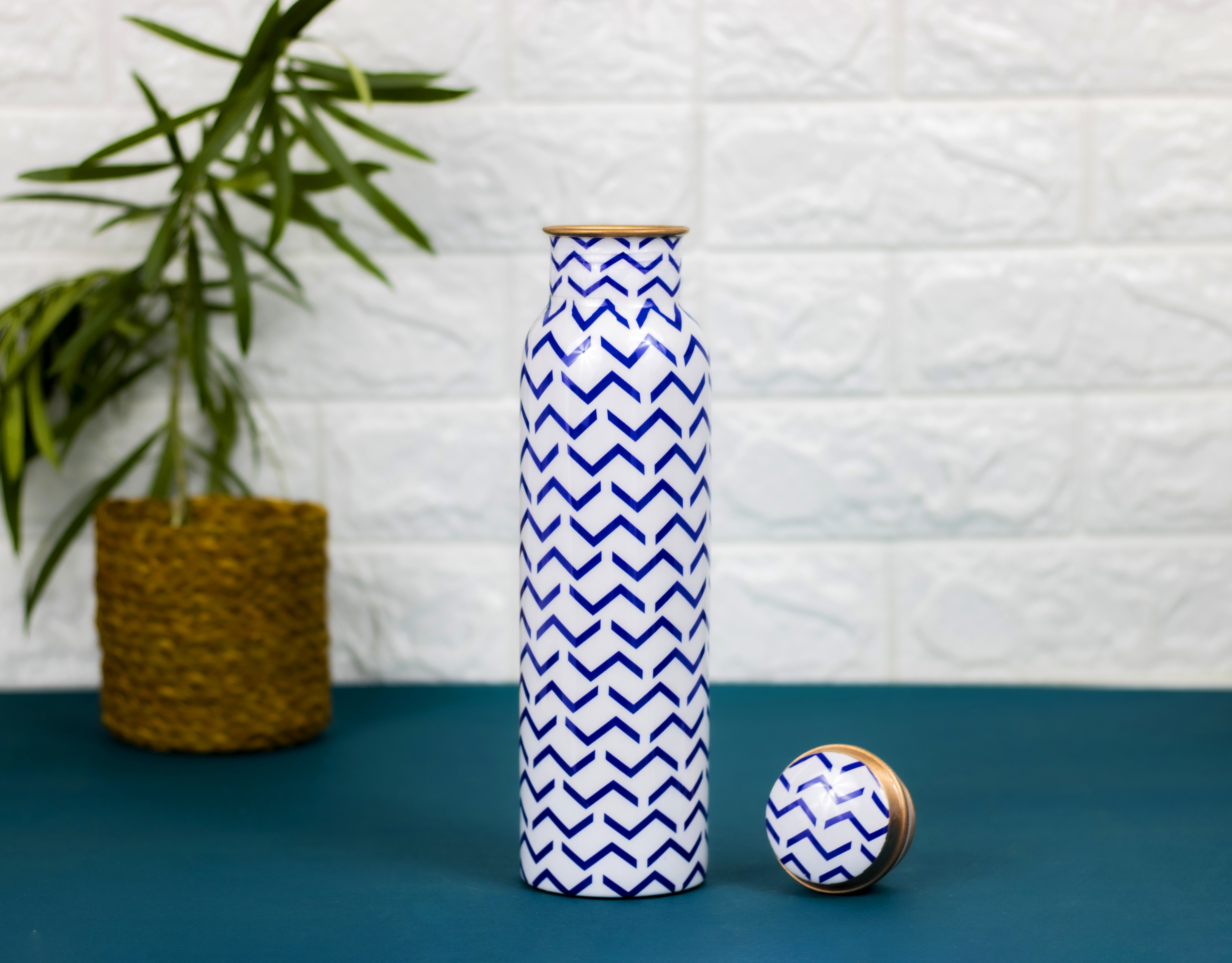 FLOWER PRINTED BOTTLE AND GLASS