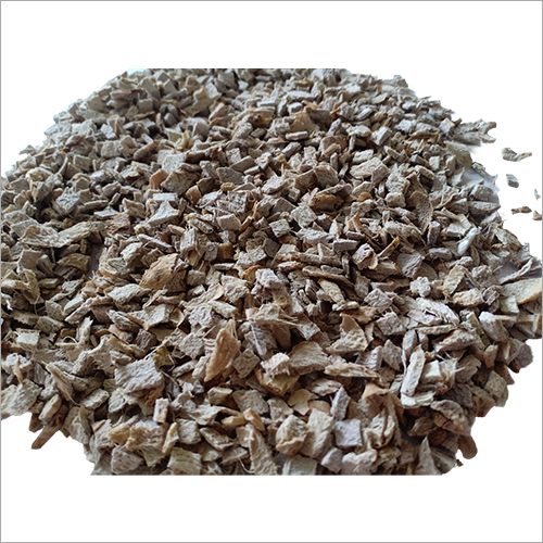 Dehydrated Ginger Flakes - Freeze-Dried Raw Ginger | 100% Natural, No Preservatives, 6-Month Shelf Life, Ready to Use in Culinary Applications
