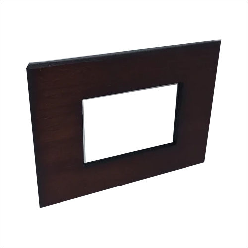 L And T  Englaze Mocha Wood 3 Module Plate