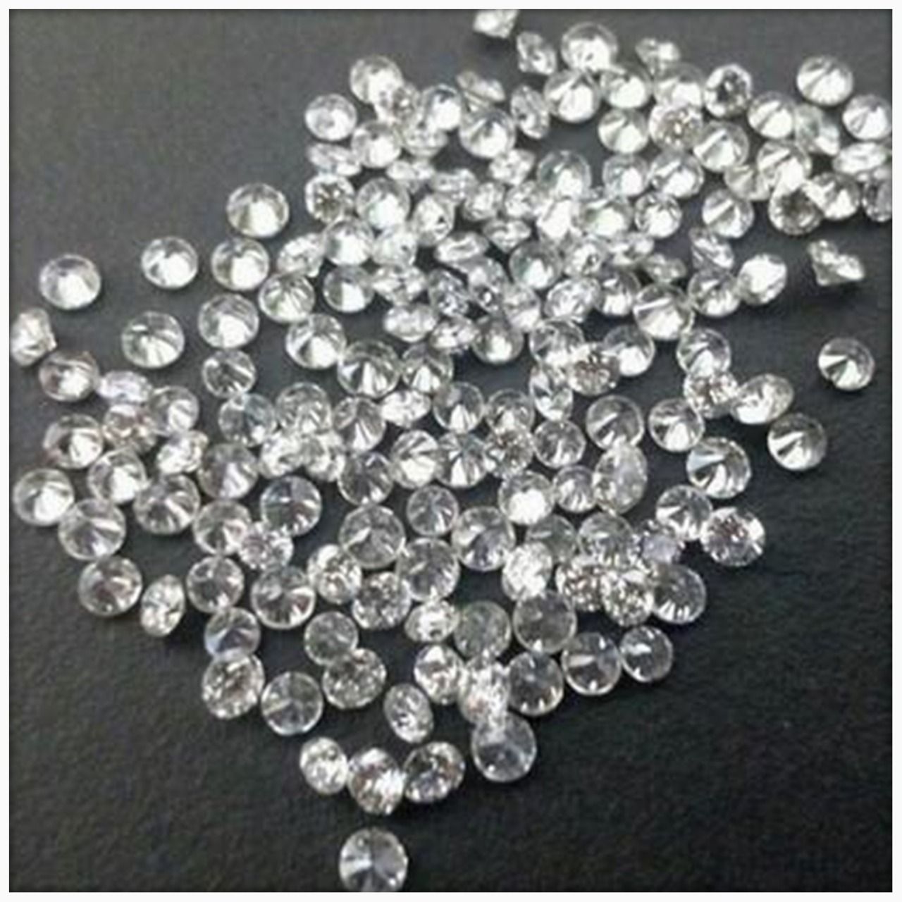 CVD Diamond 3.7mm to 4.00mm FGH VVS VS Round Brilliant Cut TYPE2A