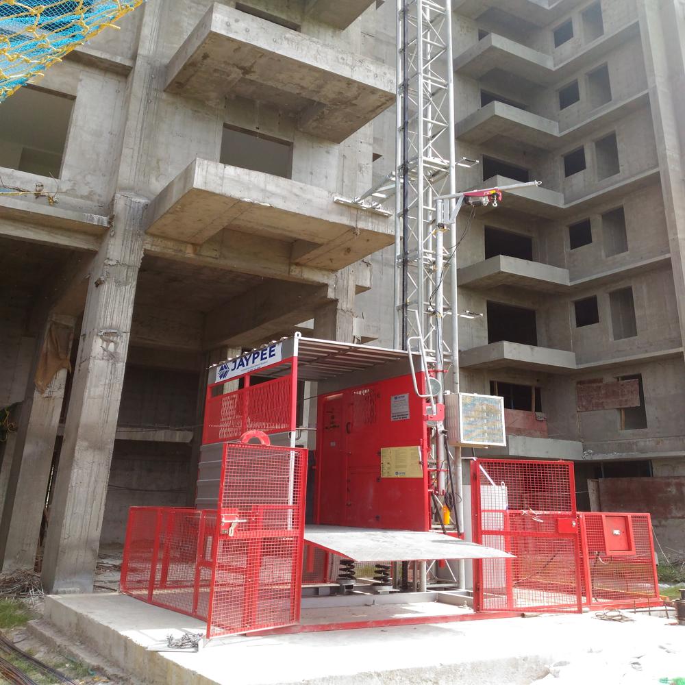 Jaypee Material Hoist - Color: Customized