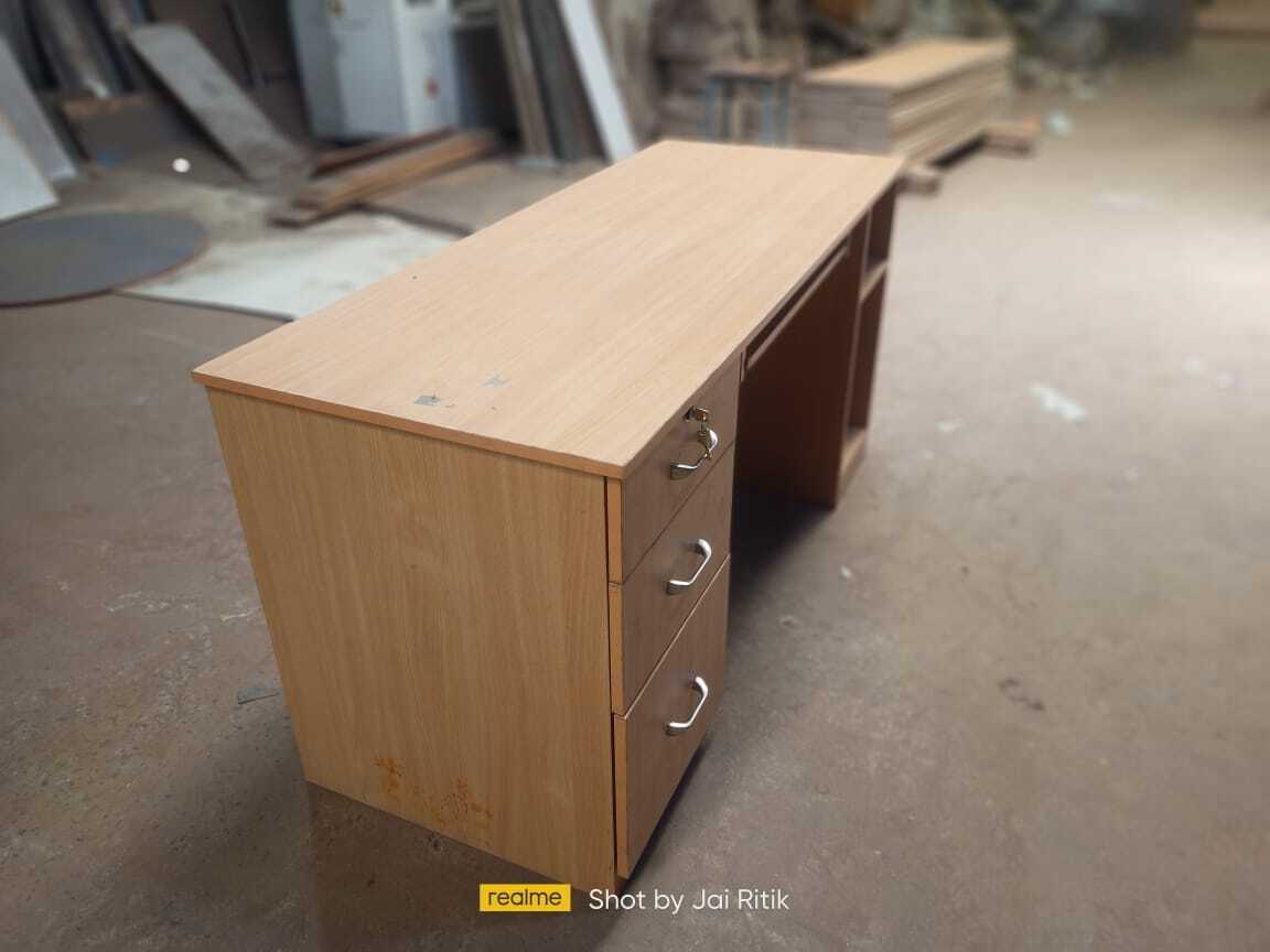 computer table