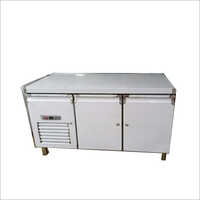 Commercial Under Counter Refrigerator - Capacity: Approx. 250   450 Liters Ltr