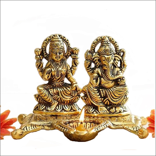 Gold Plated Lakshmi Ganesha With Lamp