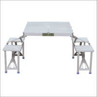 Folding Picnic Table With Four Stool