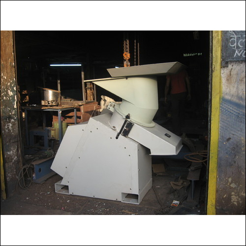 Plastic Scrap Grinder Machine