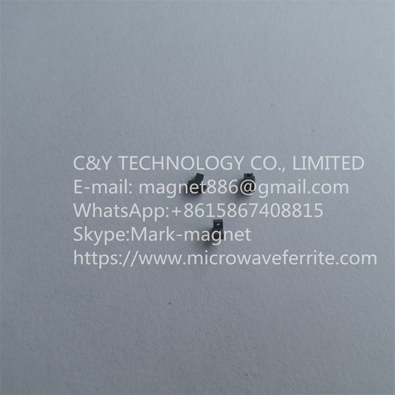 Microwave ceramic ferrite for telecommunications