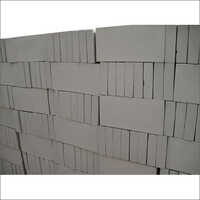 Acid Proof Bricks - Brick Material, Customized Size, Cream Color | Acid-resistant Finish, Chemically Resistant And Thermally Durable