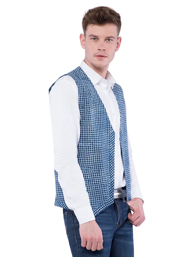 Nishat Ajrakh Bandi Jacket